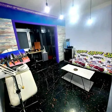 Artistic 2 Bedroom+art Studio Apartment!! Apartament