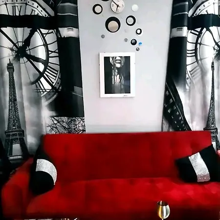 Apartament Artistic 2 Bedroom+art Studio Apartment!! Strovolos